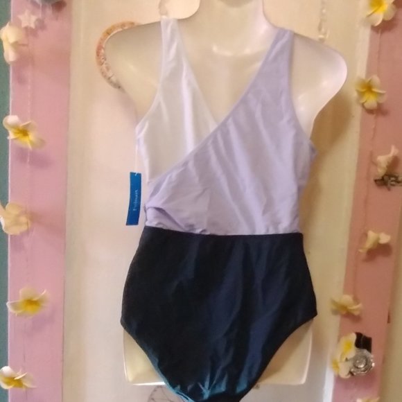 Felnart (M) Cross Front Colorblock One Piece - Picture 5 of 10